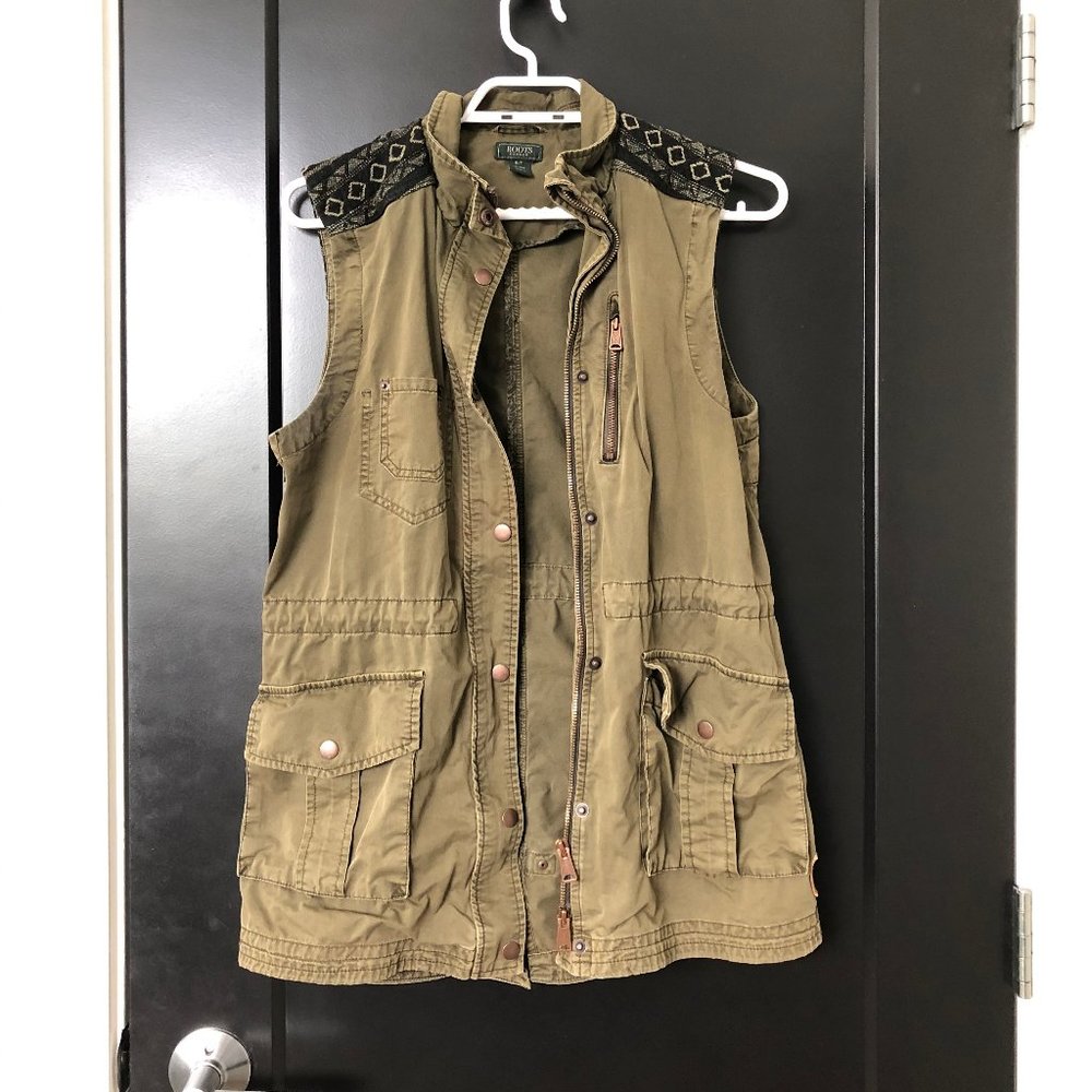 Roots Vest